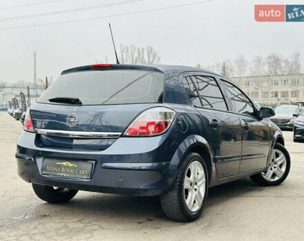 Серый Опель Астра, объемом двигателя 1.8 л и пробегом 230 тыс. км за 6900 $, фото 1 на Automoto.ua