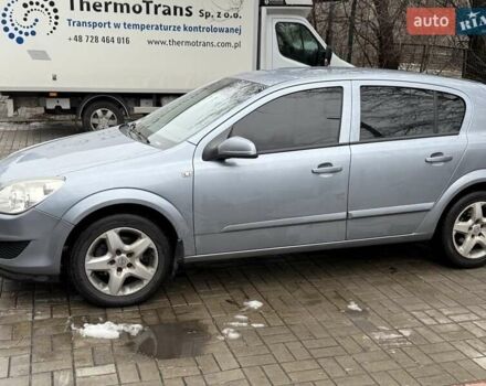 Серый Опель Астра, объемом двигателя 1.36 л и пробегом 260 тыс. км за 4500 $, фото 5 на Automoto.ua