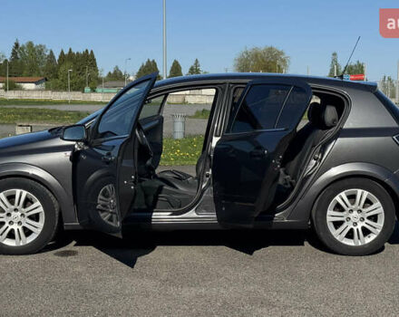 Серый Опель Астра, объемом двигателя 1.7 л и пробегом 238 тыс. км за 5200 $, фото 38 на Automoto.ua