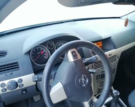 Серый Опель Астра, объемом двигателя 1.4 л и пробегом 260 тыс. км за 5099 $, фото 4 на Automoto.ua