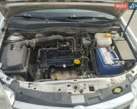 Серый Опель Астра, объемом двигателя 1.4 л и пробегом 202 тыс. км за 4200 $, фото 5 на Automoto.ua