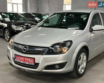 Серый Опель Астра, объемом двигателя 1.6 л и пробегом 117 тыс. км за 6999 $, фото 2 на Automoto.ua