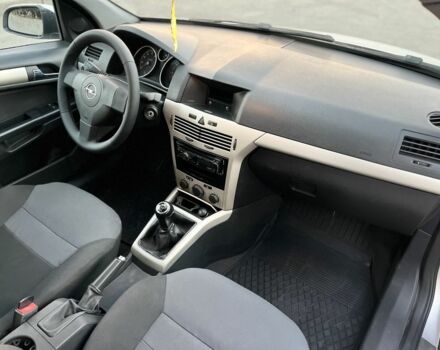 Сірий Опель Астра, об'ємом двигуна 1.6 л та пробігом 236 тис. км за 4200 $, фото 21 на Automoto.ua