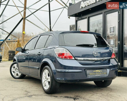 Серый Опель Астра, объемом двигателя 1.8 л и пробегом 230 тыс. км за 6900 $, фото 3 на Automoto.ua