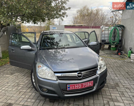 Сірий Опель Астра, об'ємом двигуна 1.6 л та пробігом 244 тис. км за 5900 $, фото 1 на Automoto.ua