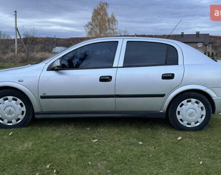 Серый Опель Астра, объемом двигателя 1.69 л и пробегом 334 тыс. км за 3650 $, фото 4 на Automoto.ua