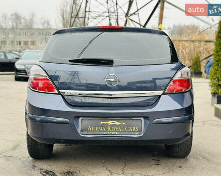 Серый Опель Астра, объемом двигателя 1.8 л и пробегом 230 тыс. км за 6900 $, фото 10 на Automoto.ua