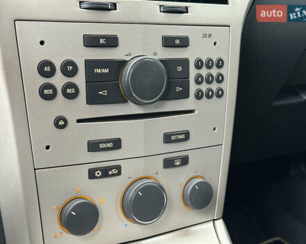 Серый Опель Астра, объемом двигателя 1.8 л и пробегом 230 тыс. км за 6900 $, фото 30 на Automoto.ua