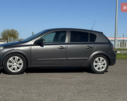 Серый Опель Астра, объемом двигателя 1.7 л и пробегом 238 тыс. км за 5200 $, фото 21 на Automoto.ua