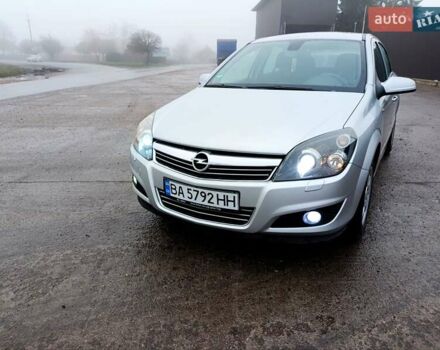 Сірий Опель Астра, об'ємом двигуна 1.6 л та пробігом 180 тис. км за 5700 $, фото 9 на Automoto.ua