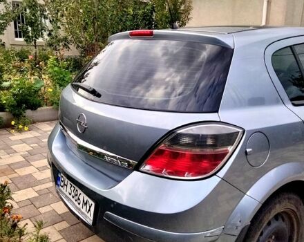 Серый Опель Астра, объемом двигателя 1.6 л и пробегом 220 тыс. км за 3750 $, фото 2 на Automoto.ua