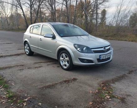 Серый Опель Астра, объемом двигателя 1.6 л и пробегом 223 тыс. км за 5600 $, фото 12 на Automoto.ua