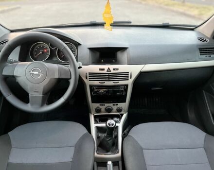 Сірий Опель Астра, об'ємом двигуна 1.6 л та пробігом 236 тис. км за 4200 $, фото 16 на Automoto.ua