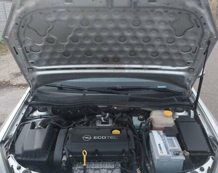 Серый Опель Астра, объемом двигателя 1.6 л и пробегом 223 тыс. км за 5600 $, фото 41 на Automoto.ua