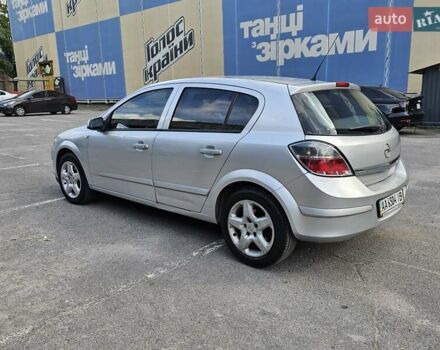 Сірий Опель Астра, об'ємом двигуна 1.6 л та пробігом 180 тис. км за 3900 $, фото 4 на Automoto.ua