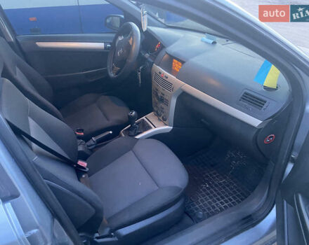 Сірий Опель Астра, об'ємом двигуна 1.7 л та пробігом 264 тис. км за 4800 $, фото 5 на Automoto.ua