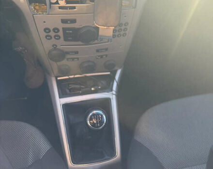 Серый Опель Астра, объемом двигателя 1.8 л и пробегом 204 тыс. км за 5500 $, фото 8 на Automoto.ua