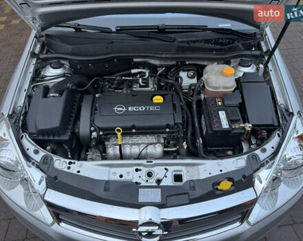 Серый Опель Астра, объемом двигателя 1.6 л и пробегом 51 тыс. км за 6900 $, фото 84 на Automoto.ua