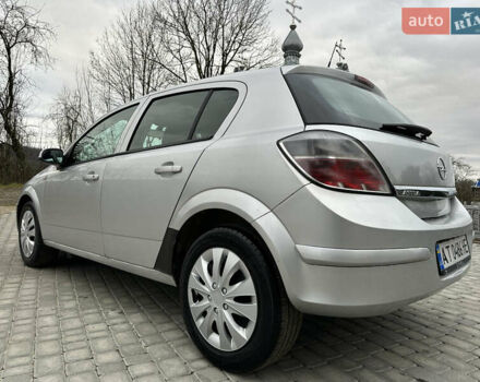 Серый Опель Астра, объемом двигателя 1.25 л и пробегом 194 тыс. км за 3700 $, фото 10 на Automoto.ua