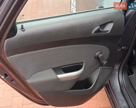 Серый Опель Астра, объемом двигателя 1.6 л и пробегом 141 тыс. км за 7999 $, фото 9 на Automoto.ua