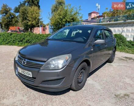 Опель Астра 2009 в Киеве на Automoto.ua Серый Опель Астра, объемом двигателя 1.25 л и пробегом 380 тыс. км за 4700 $, фото 1 на Automoto.ua