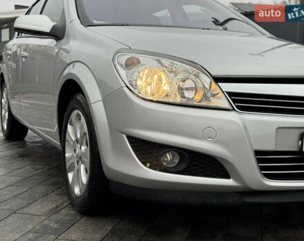 Серый Опель Астра, объемом двигателя 1.6 л и пробегом 51 тыс. км за 6900 $, фото 16 на Automoto.ua