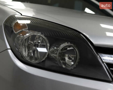 Серый Опель Астра, объемом двигателя 1.7 л и пробегом 144 тыс. км за 5900 $, фото 21 на Automoto.ua