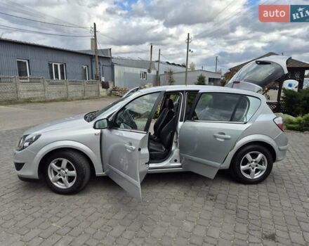 Опель Астра 2009 в Ковель на Automoto.ua Серый Опель Астра, объемом двигателя 1.6 л и пробегом 220 тыс. км за 5750 $, фото 25 на Automoto.ua