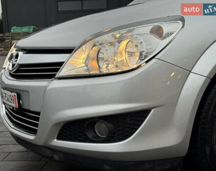 Серый Опель Астра, объемом двигателя 1.6 л и пробегом 51 тыс. км за 6900 $, фото 41 на Automoto.ua