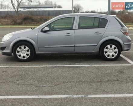 Серый Опель Астра, объемом двигателя 1.6 л и пробегом 174 тыс. км за 5600 $, фото 13 на Automoto.ua