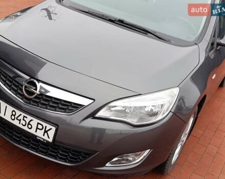 Серый Опель Астра, объемом двигателя 1.6 л и пробегом 141 тыс. км за 7999 $, фото 4 на Automoto.ua