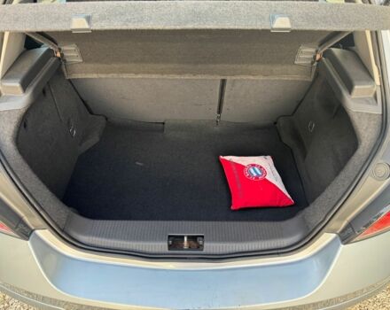 Серый Опель Астра, объемом двигателя 1.4 л и пробегом 205 тыс. км за 4400 $, фото 7 на Automoto.ua