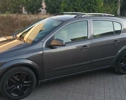 Серый Опель Астра, объемом двигателя 1.4 л и пробегом 173 тыс. км за 5200 $, фото 2 на Automoto.ua