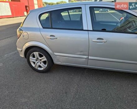 Сірий Опель Астра, об'ємом двигуна 1.6 л та пробігом 224 тис. км за 4700 $, фото 5 на Automoto.ua