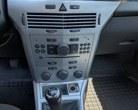 Опель Астра 2009 в Киеве на Automoto.ua Серый Опель Астра, объемом двигателя 1.25 л и пробегом 380 тыс. км за 4700 $, фото 21 на Automoto.ua