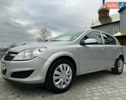 Серый Опель Астра, объемом двигателя 1.25 л и пробегом 194 тыс. км за 3700 $, фото 5 на Automoto.ua