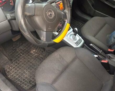 Серый Опель Астра, объемом двигателя 1.36 л и пробегом 222 тыс. км за 4400 $, фото 6 на Automoto.ua