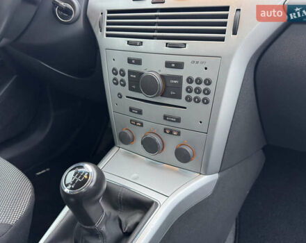 Серый Опель Астра, объемом двигателя 1.6 л и пробегом 51 тыс. км за 6900 $, фото 80 на Automoto.ua