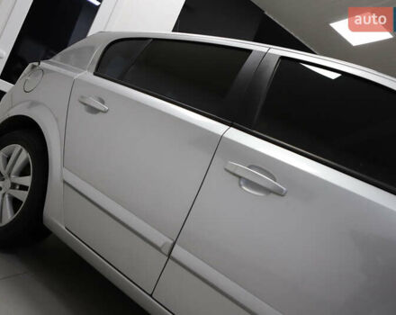 Серый Опель Астра, объемом двигателя 1.7 л и пробегом 144 тыс. км за 5900 $, фото 26 на Automoto.ua