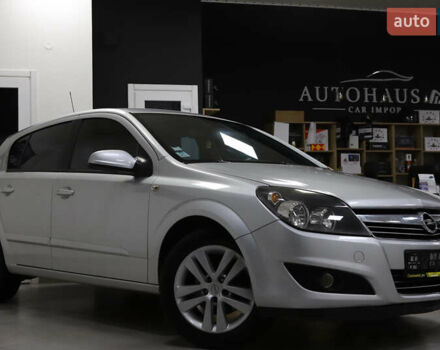Серый Опель Астра, объемом двигателя 1.7 л и пробегом 144 тыс. км за 5900 $, фото 14 на Automoto.ua
