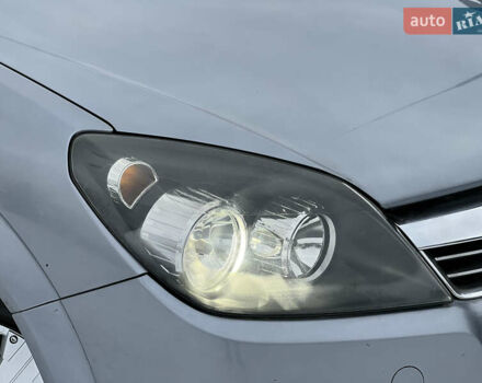 Сірий Опель Астра, об'ємом двигуна 1.4 л та пробігом 281 тис. км за 3200 $, фото 28 на Automoto.ua