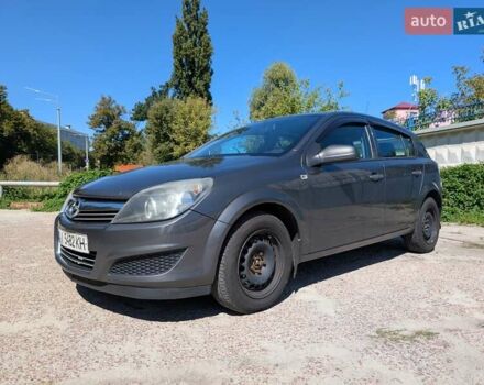 Опель Астра 2009 в Киеве на Automoto.ua Серый Опель Астра, объемом двигателя 1.25 л и пробегом 380 тыс. км за 4700 $, фото 2 на Automoto.ua