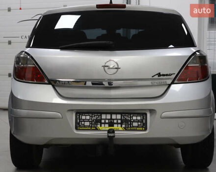 Серый Опель Астра, объемом двигателя 1.7 л и пробегом 144 тыс. км за 5900 $, фото 47 на Automoto.ua