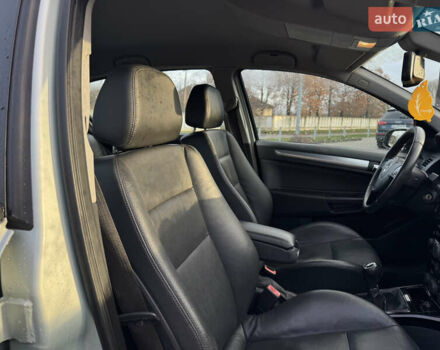 Серый Опель Астра, объемом двигателя 1.6 л и пробегом 240 тыс. км за 5500 $, фото 22 на Automoto.ua