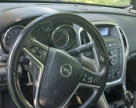 Серый Опель Астра, объемом двигателя 1.6 л и пробегом 117 тыс. км за 8000 $, фото 9 на Automoto.ua