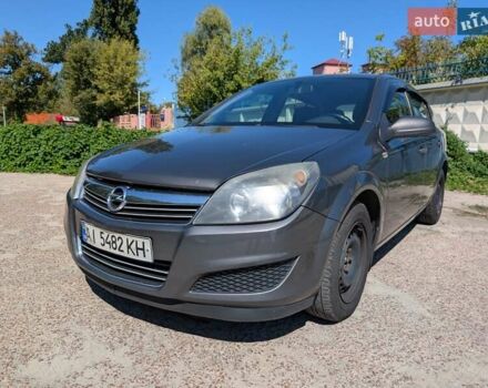 Опель Астра 2009 в Киеве на Automoto.ua Серый Опель Астра, объемом двигателя 1.25 л и пробегом 380 тыс. км за 4700 $, фото 3 на Automoto.ua