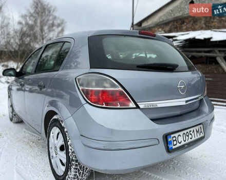 Сірий Опель Астра, об'ємом двигуна 1.4 л та пробігом 281 тис. км за 3200 $, фото 7 на Automoto.ua