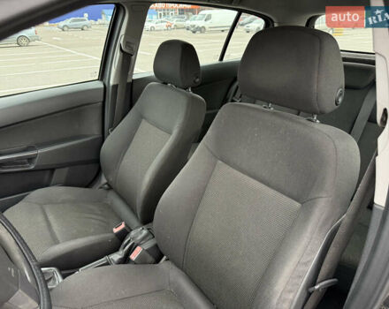 Сірий Опель Астра, об'ємом двигуна 1.4 л та пробігом 295 тис. км за 4600 $, фото 18 на Automoto.ua