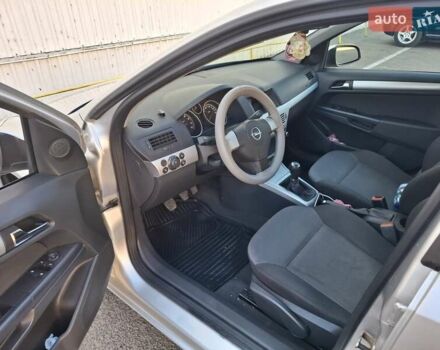 Сірий Опель Астра, об'ємом двигуна 1.6 л та пробігом 224 тис. км за 4700 $, фото 10 на Automoto.ua