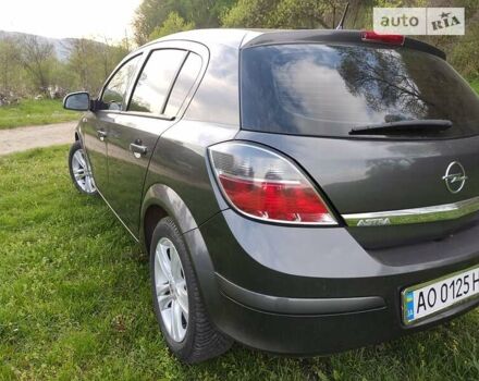 Опель Астра 2010 в Ужгороде на Automoto.ua Серый Опель Астра, объемом двигателя 1.4 л и пробегом 172 тыс. км за 5300 $, фото 10 на Automoto.ua